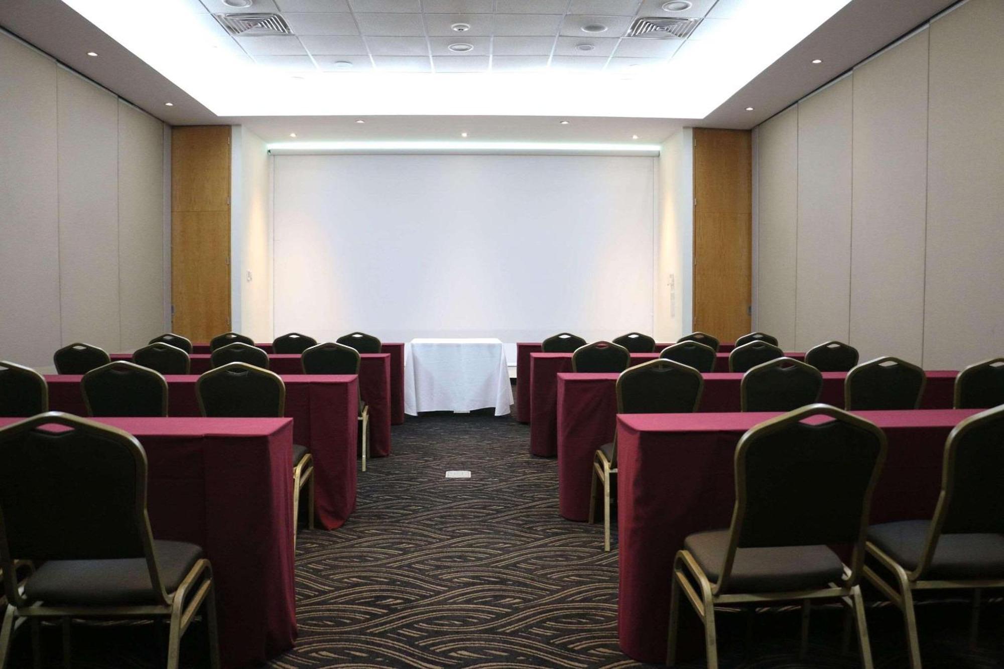 Radisson Poliforum Plaza Hotel León Dış mekan fotoğraf
