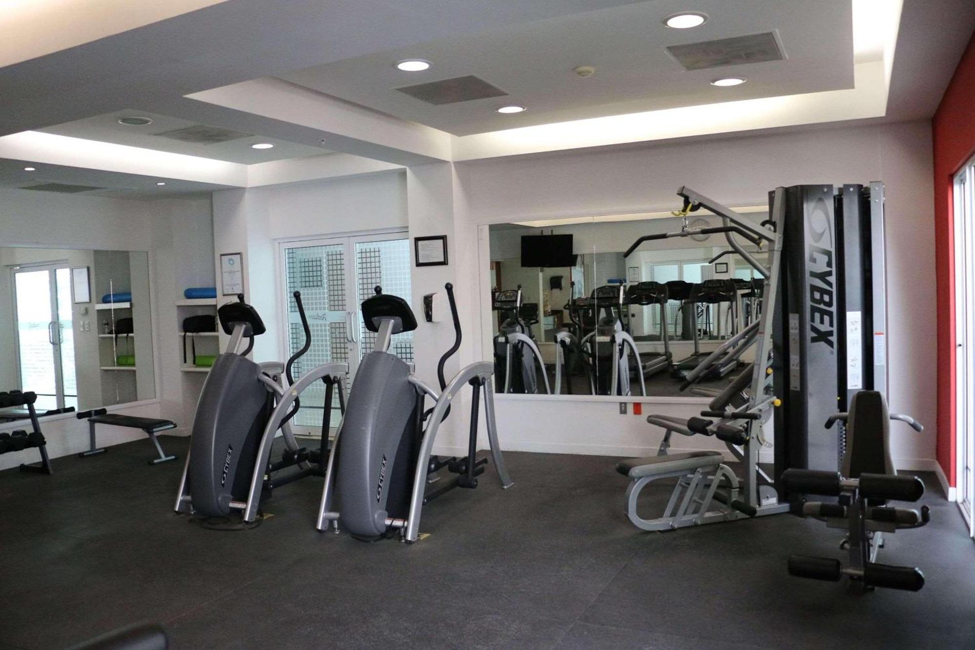 Radisson Poliforum Plaza Hotel León Dış mekan fotoğraf