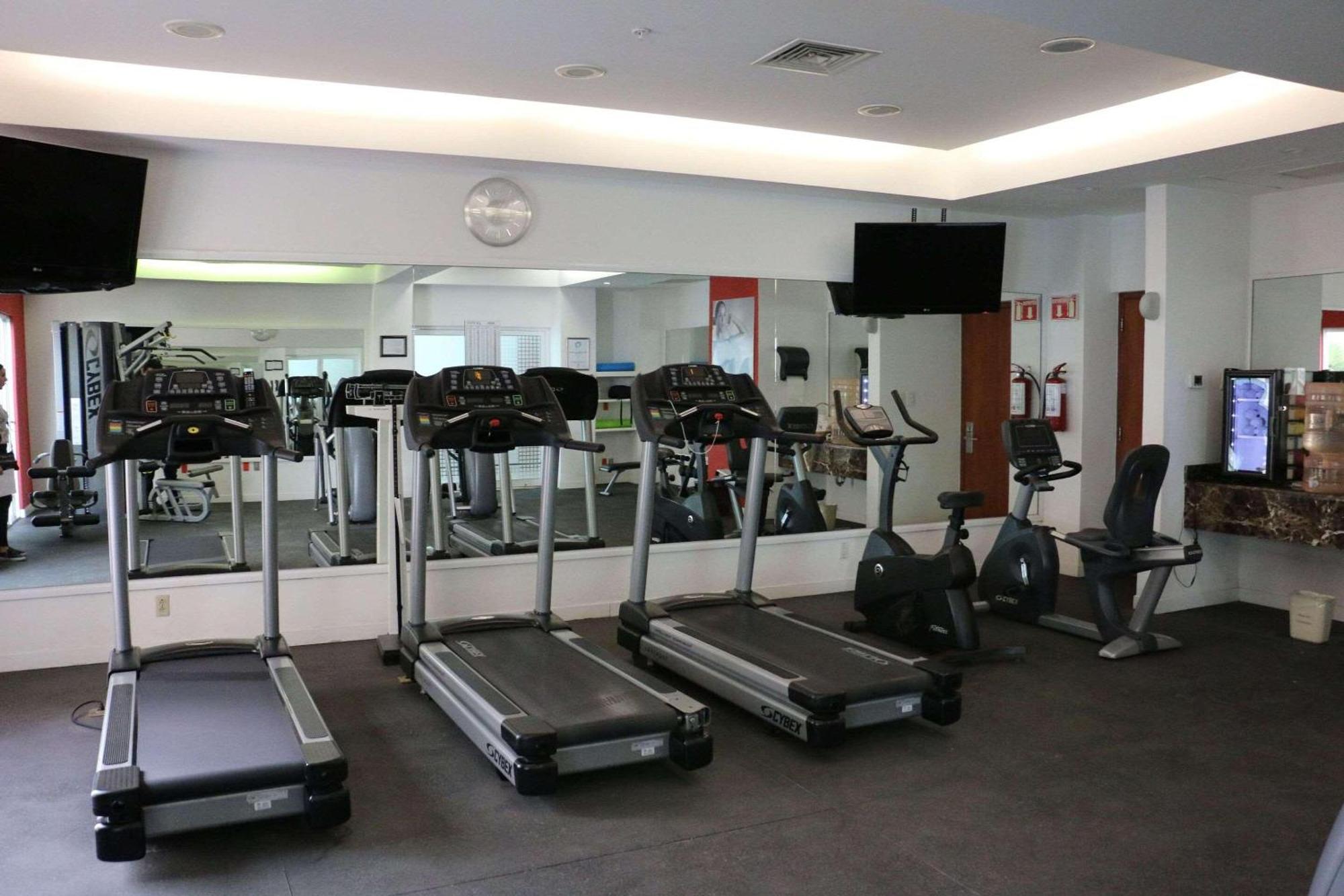Radisson Poliforum Plaza Hotel León Dış mekan fotoğraf