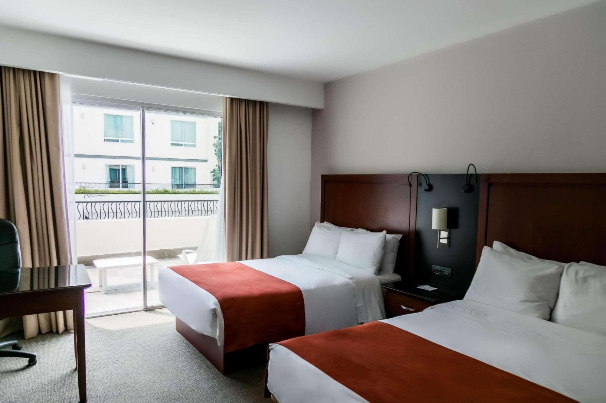 Radisson Poliforum Plaza Hotel León Dış mekan fotoğraf